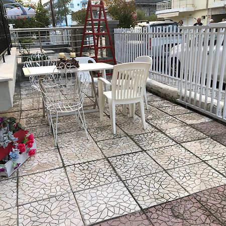 Nikis Rooms Paralía Екстериор снимка