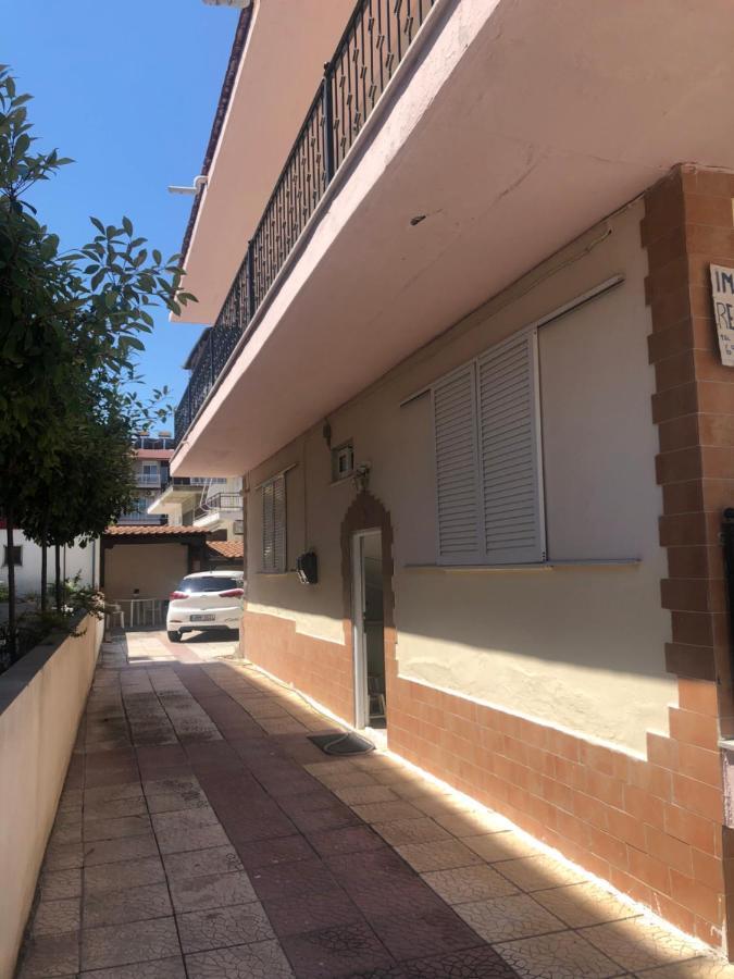 Nikis Rooms Paralía Екстериор снимка