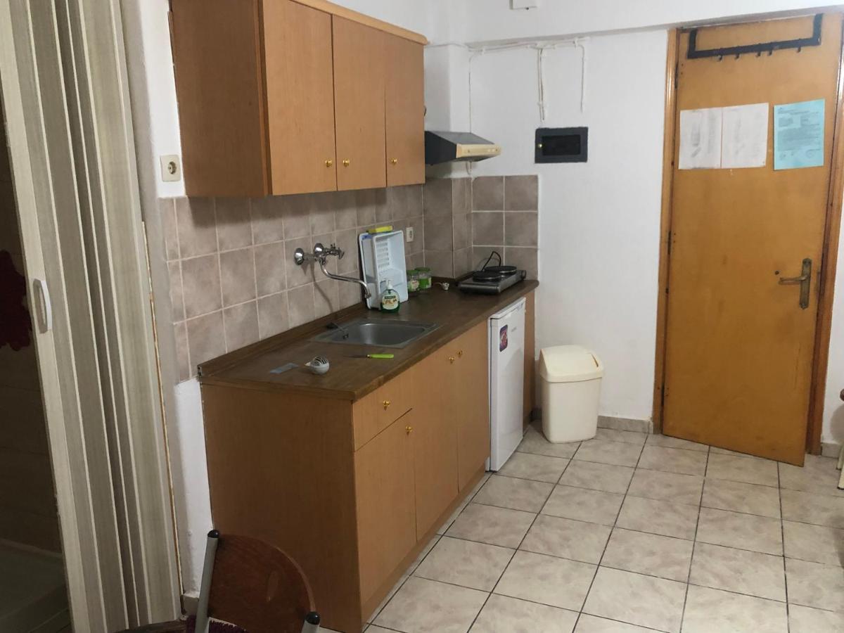 Nikis Rooms Paralía Екстериор снимка