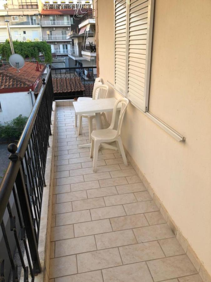 Nikis Rooms Paralía Екстериор снимка