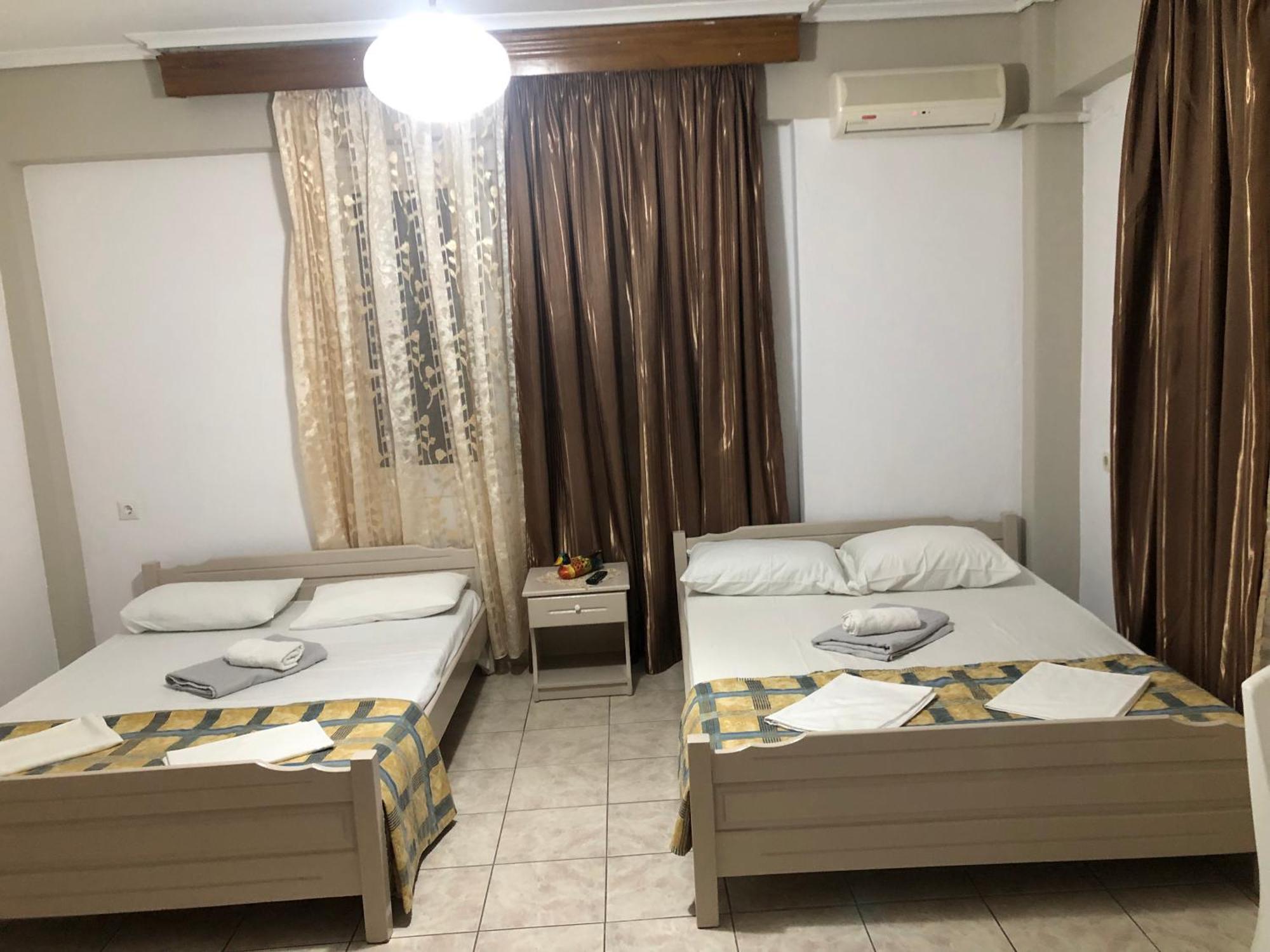 Nikis Rooms Paralía Екстериор снимка
