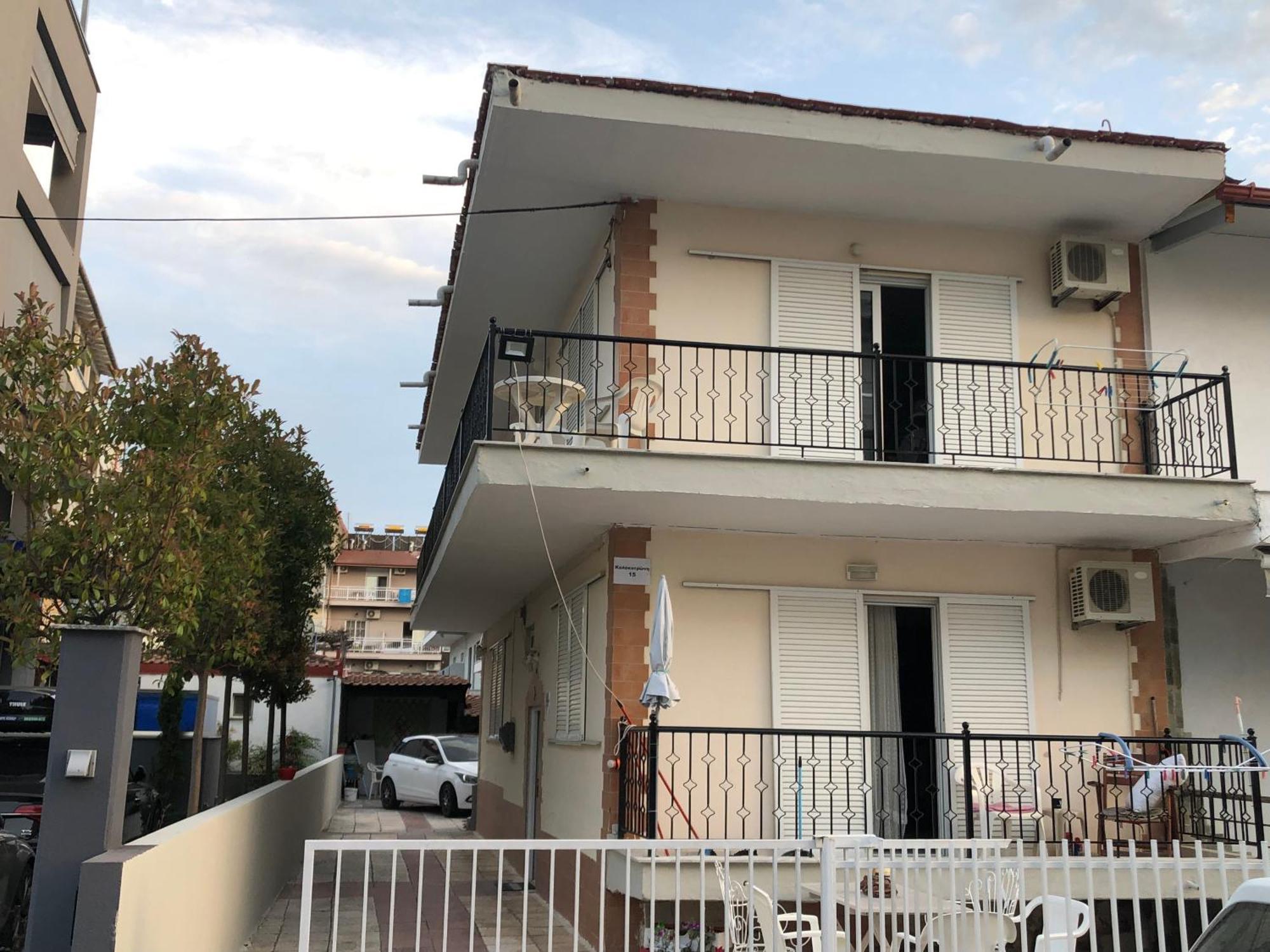 Nikis Rooms Paralía Екстериор снимка