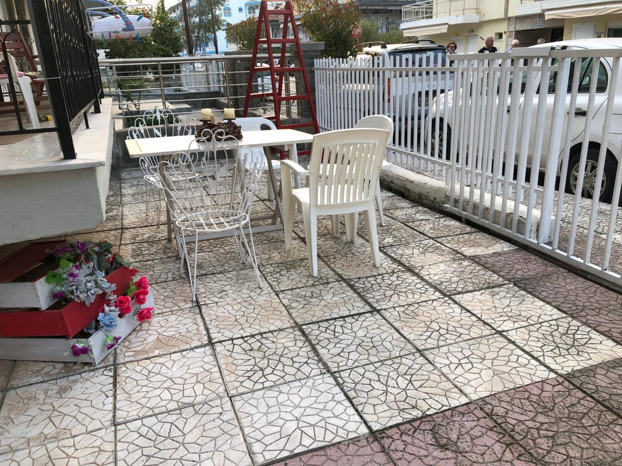 Nikis Rooms Paralía Екстериор снимка